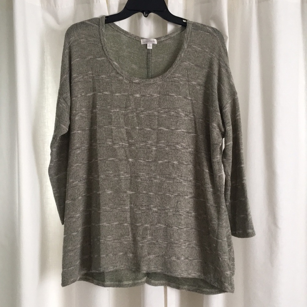 Olive lightweight sweater 🫒